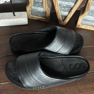Athleta Slides Like New size 8